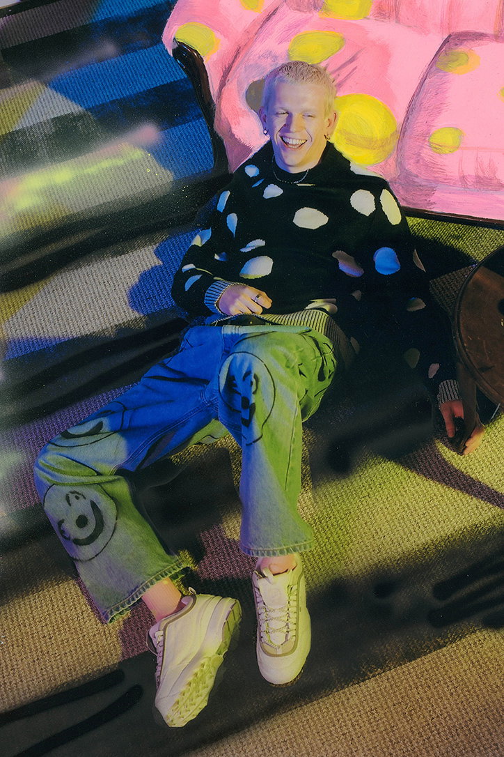 liam-hodges-mr-blobby-fashion-itsnicethat-04.jpg