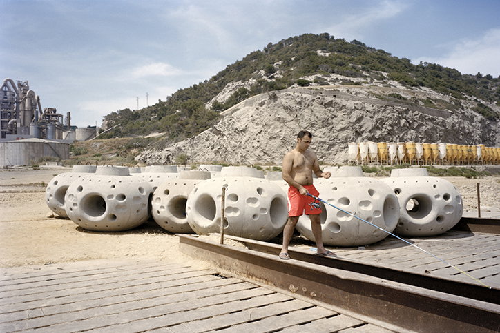the-waiting-game-lead-list-photography-itsnicethat-01.jpg