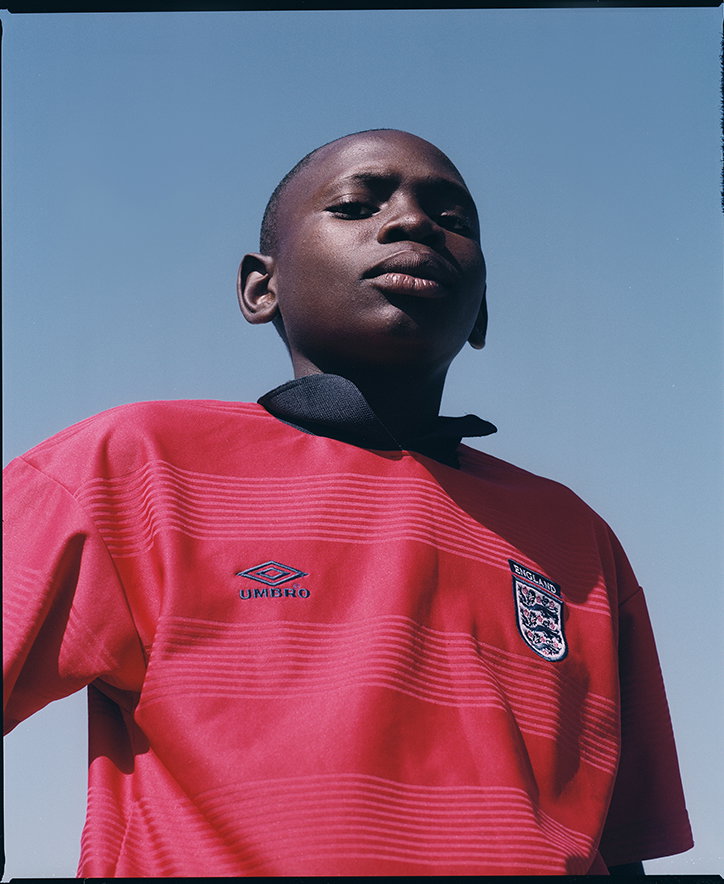 SimonHegerKnudsen-Ball-Photography-itsnicethat-07.jpg