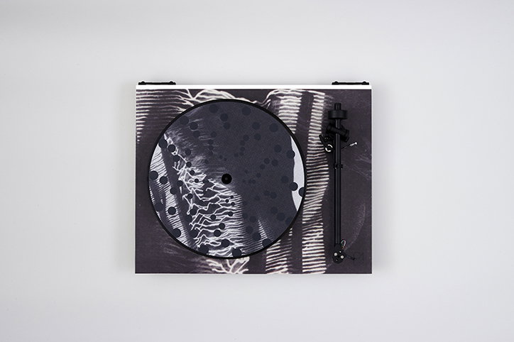 secret-seven-auction-itsnicethat-08.jpg