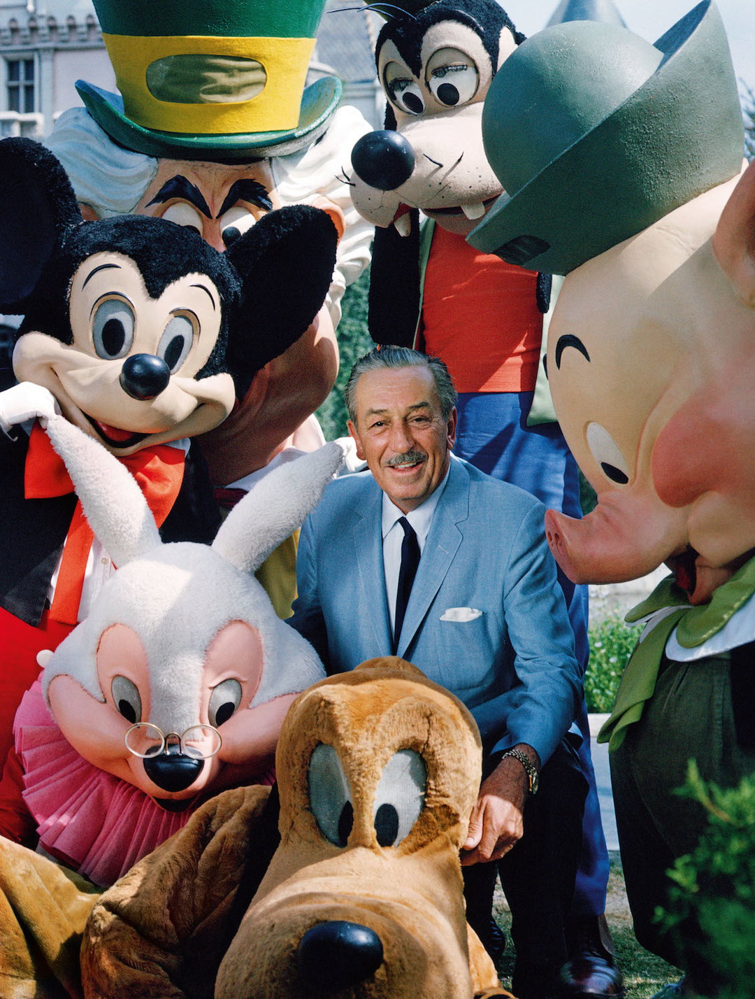 disneyland-taschen-publication-itsnicethat-08.jpg