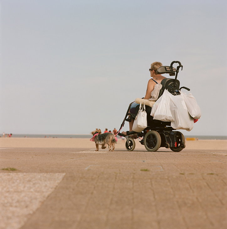 LindaBrownLee-GreatYarmouth-Photography-itsnicethat-13.jpg