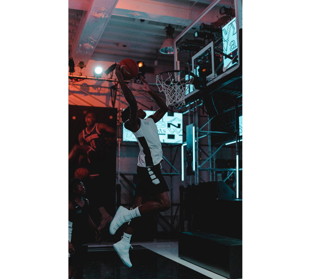 its-nice-that-dia-studio-graphic-design-nike-03.jpg
