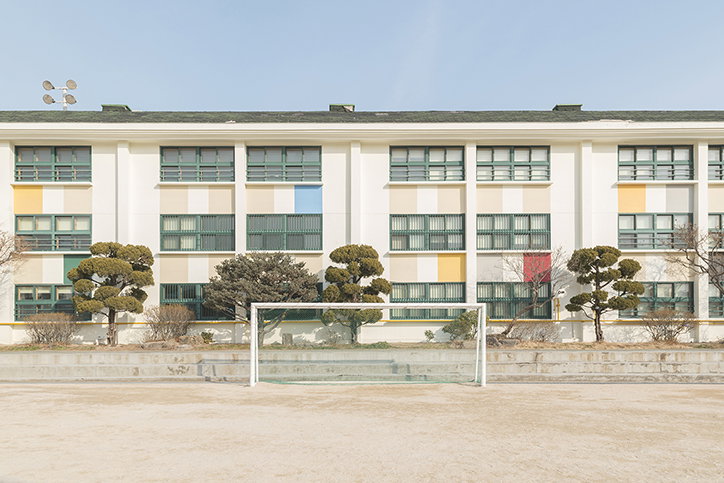 andres-gallardo-korean-schooling-itsnicethat-08.jpg