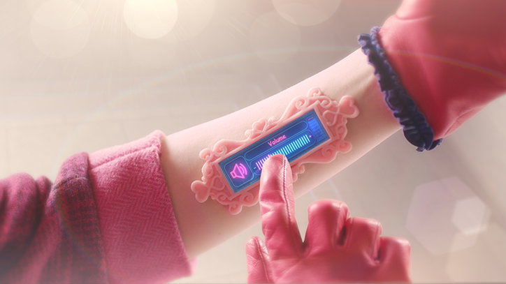 rachel-maclean-make-me-up-film-itsnicethat-08.jpg