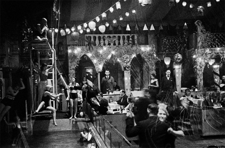 Party-BoneIdle-Pub-02-INT.jpg