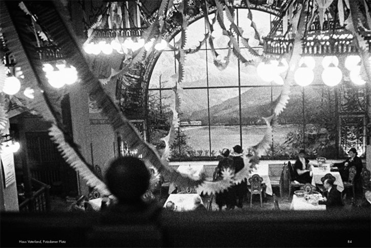 Party-BoneIdle-Pub-05-INT.jpg
