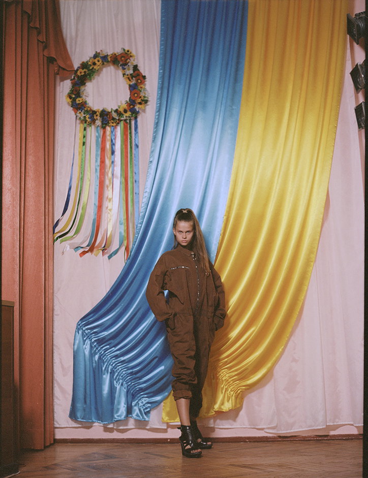 join-the-cool-vinietka-itsnicethat-05.jpg