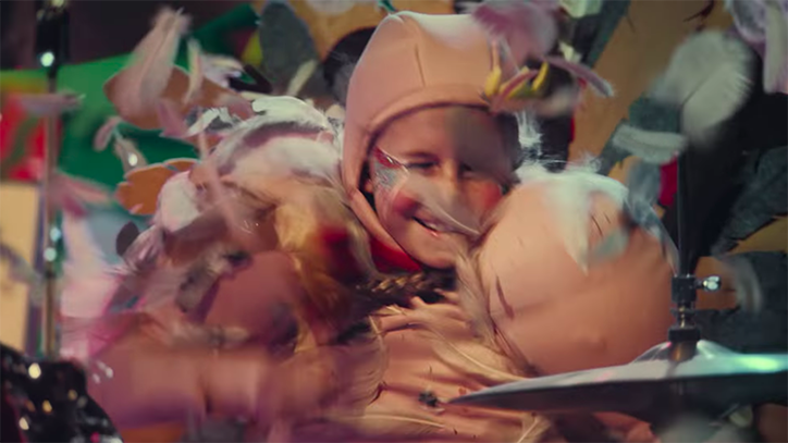 sainsburys-christmas-advert-itsnicethat-03.png
