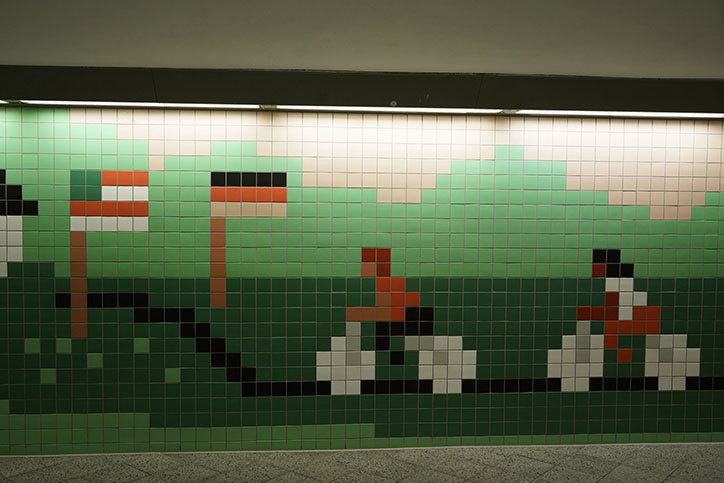 christoph-niemann-wannsee-station-art-itsnicethat-04.jpg