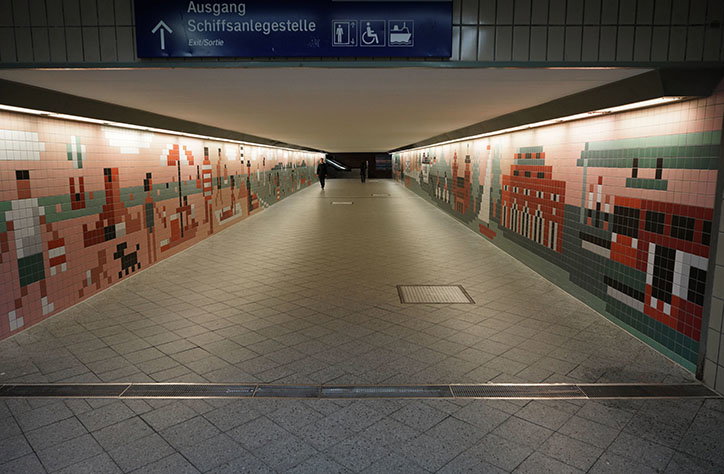christoph-niemann-wannsee-station-art-itsnicethat-10.jpg