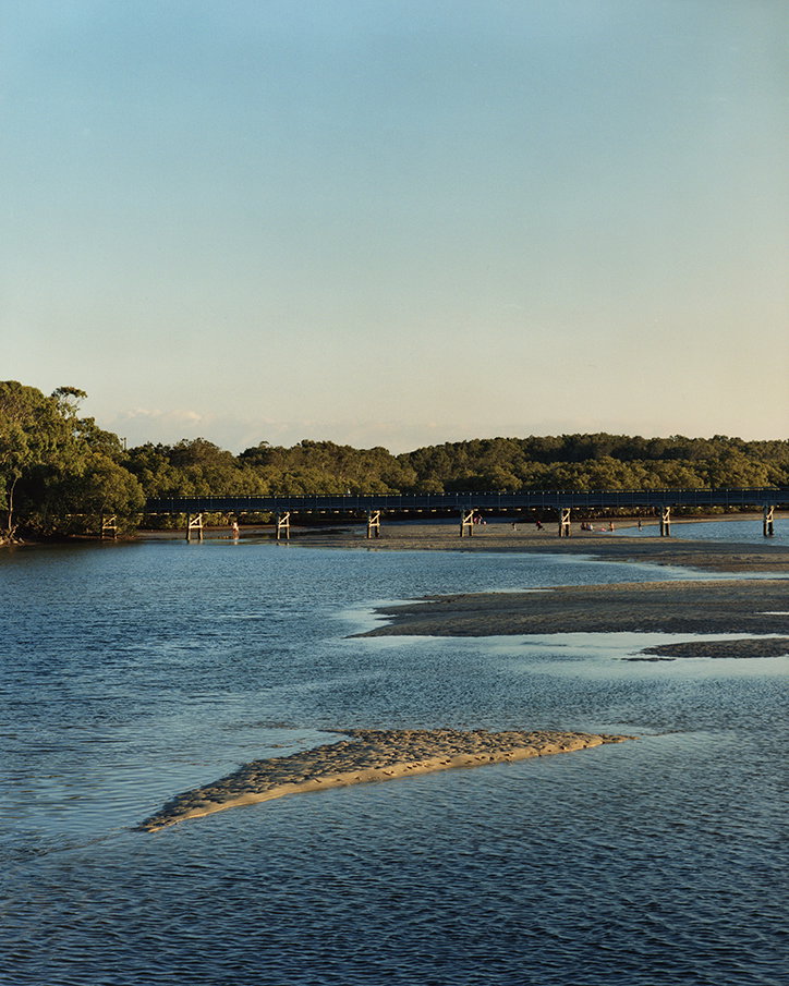 lola-and-pani-northern-rivers-photography-itsnicethat-3.jpg