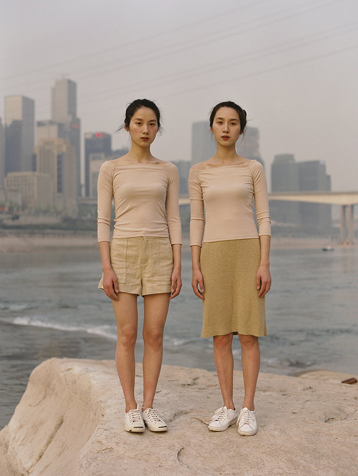 luo-yang-contemporary-chinese-girls-work-photography-itsnicethat-08.jpg