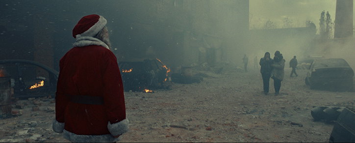 red-cross-christmas-advertising-itsnicethat-03.jpg