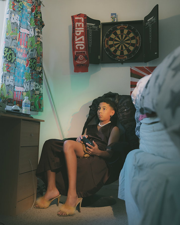 julia-falkner-lorena-hydeman-photography-film-itsnicethat-7.jpg