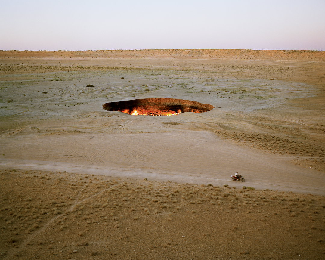 chloe-dewe-mathews-caspian-the-elements-photography-itsnicethat-4.jpg