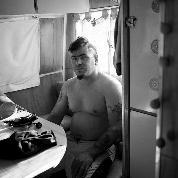 AliceZoo-ArgentinianCircus-Photography-itsnicethat-03.jpg