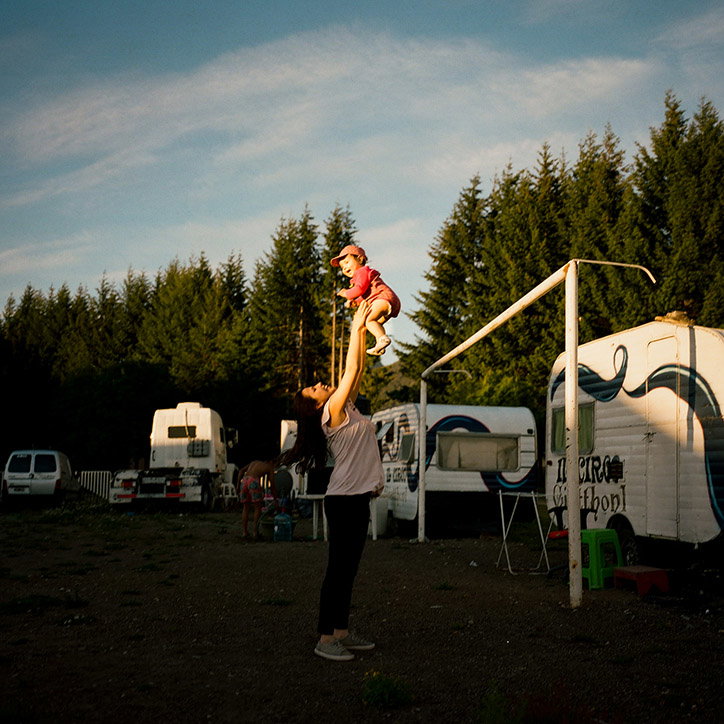 AliceZoo-ArgentinianCircus-Photography-itsnicethat-11.jpg