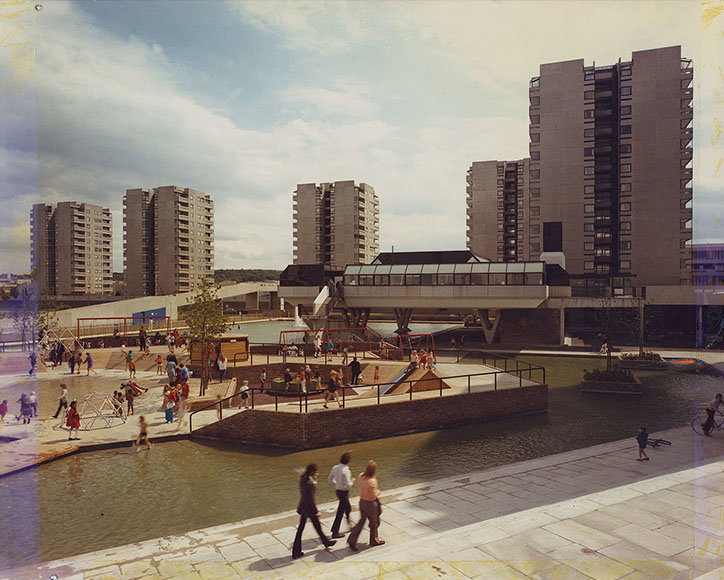 TheTownOfTomorrow50YearsofThamesmead-Publication-itsnicethat-08.jpg