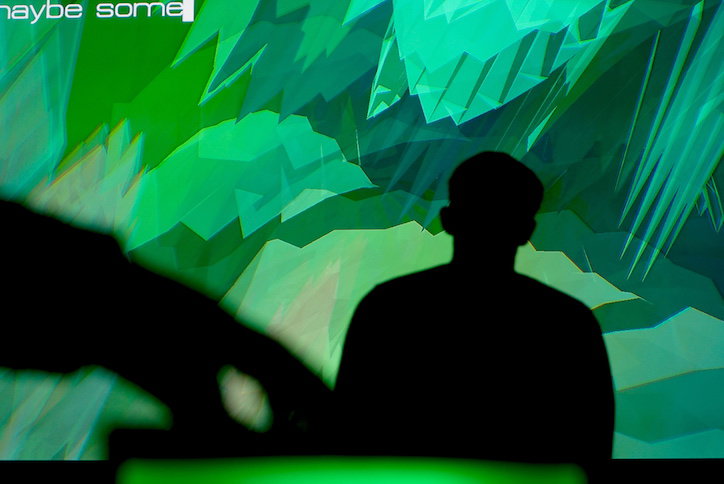 aeon-industries-attention-seeker-digital-itsnicethat-03.JPG