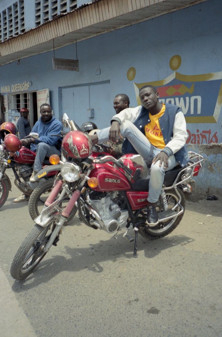 lucy-pullicino-the-bikers-of-esso-road-work-photography-itsnicethat-08.jpg
