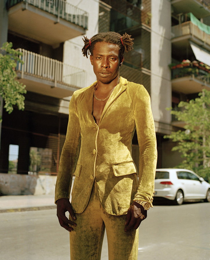 salvatore-di-gregorio-san-berillo-photography-itsnicethat-2.jpg