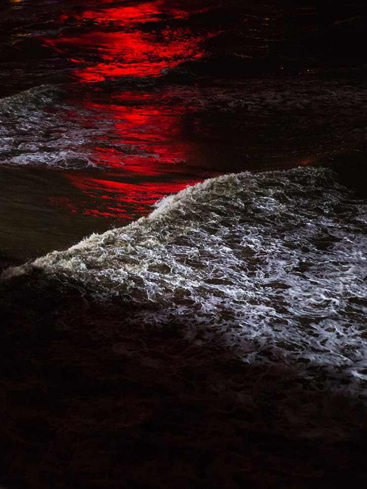 miguel-brusch-the-black-pool-photography-itsnicethat-10.jpg