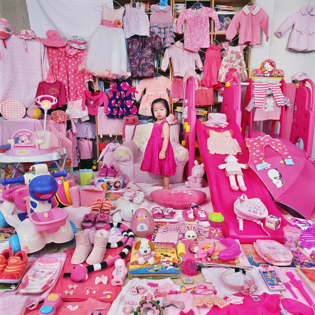 jeongmee-yoon-the-pink-and-blue-project-features-photography-29.jpg