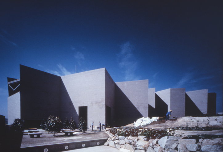 pritzker-prize-itsnicethat-03.jpg