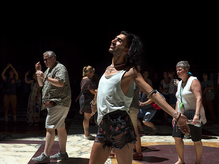 elizabeth-bick-every-god-photography-itsnicethat-3.png