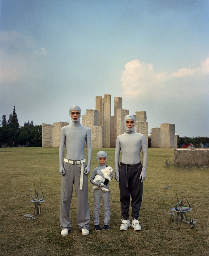 shuwei-liu-an-invitation-from-another-world-work-photography-itsnicethat-05.jpg
