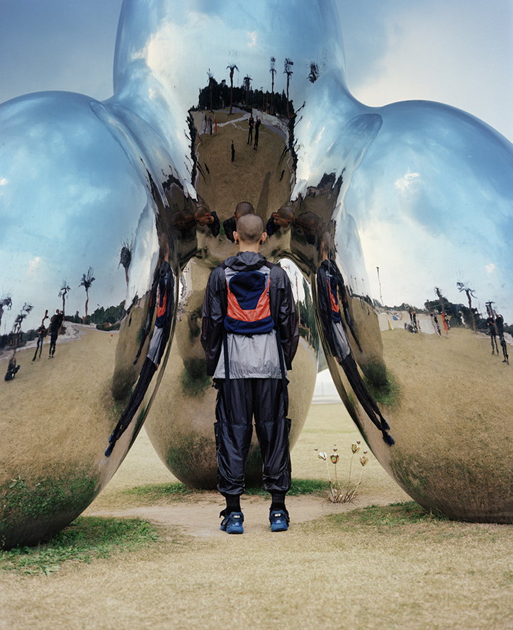 shuwei-liu-an-invitation-from-another-world-work-photography-itsnicethat-01.jpg