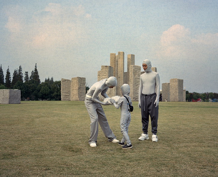 shuwei-liu-an-invitation-from-another-world-work-photography-itsnicethat-07.jpg