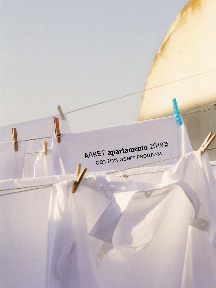 apartamento-arket-fashion-itsnicethat-1.jpg