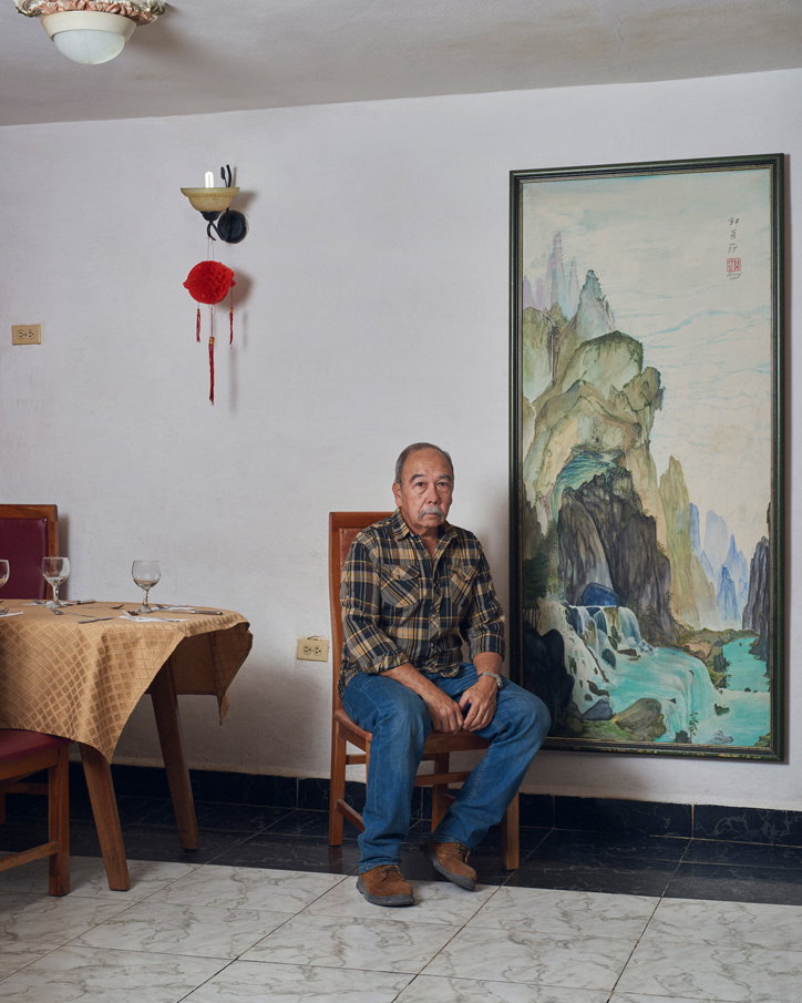 Sean-Alexander-Geraghty-Barrio-Chino-habana-photography-itsnicethat-05.jpg