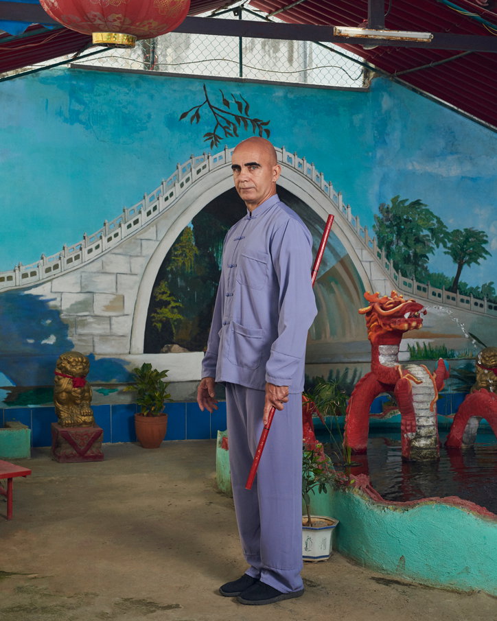 Sean-Alexander-Geraghty-Barrio-Chino-habana-photography-itsnicethat-06.jpg