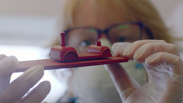 EllenEvans-LifeinMiniature-Film-itsnicethat-04.png