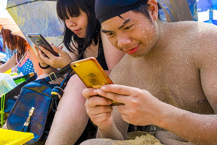 oleg-tolstoy-silicon-beach-photography-itsnicethat-06.jpg