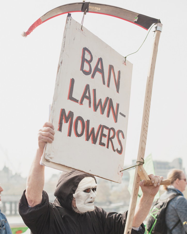 chris-bethell-extinction-rebellion-photography-itsnicethat-05.jpg