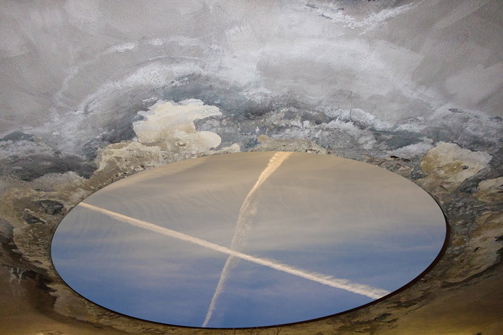 Elena_Subach_Grandmothers_on_the_Edge-of-heaven-photography-itsnicethat-12.jpg