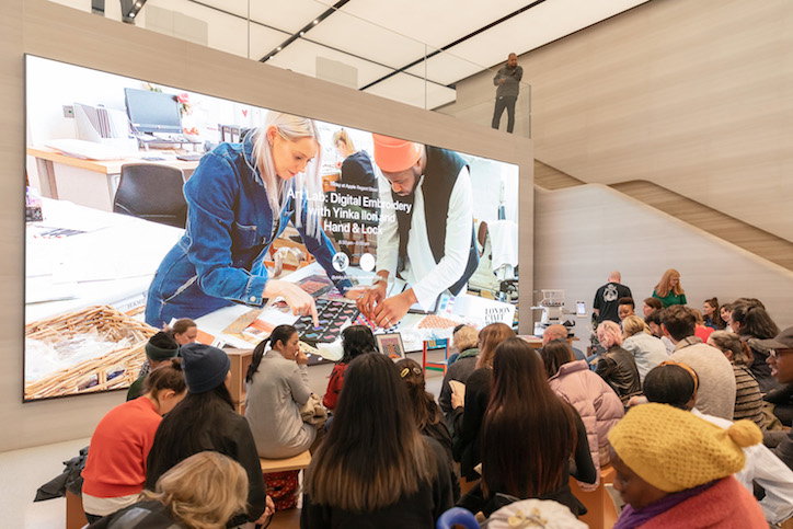 yinka-llori-hand-and-lock-embroidery-apple-store-product-design-itsnicethat-04.jpg