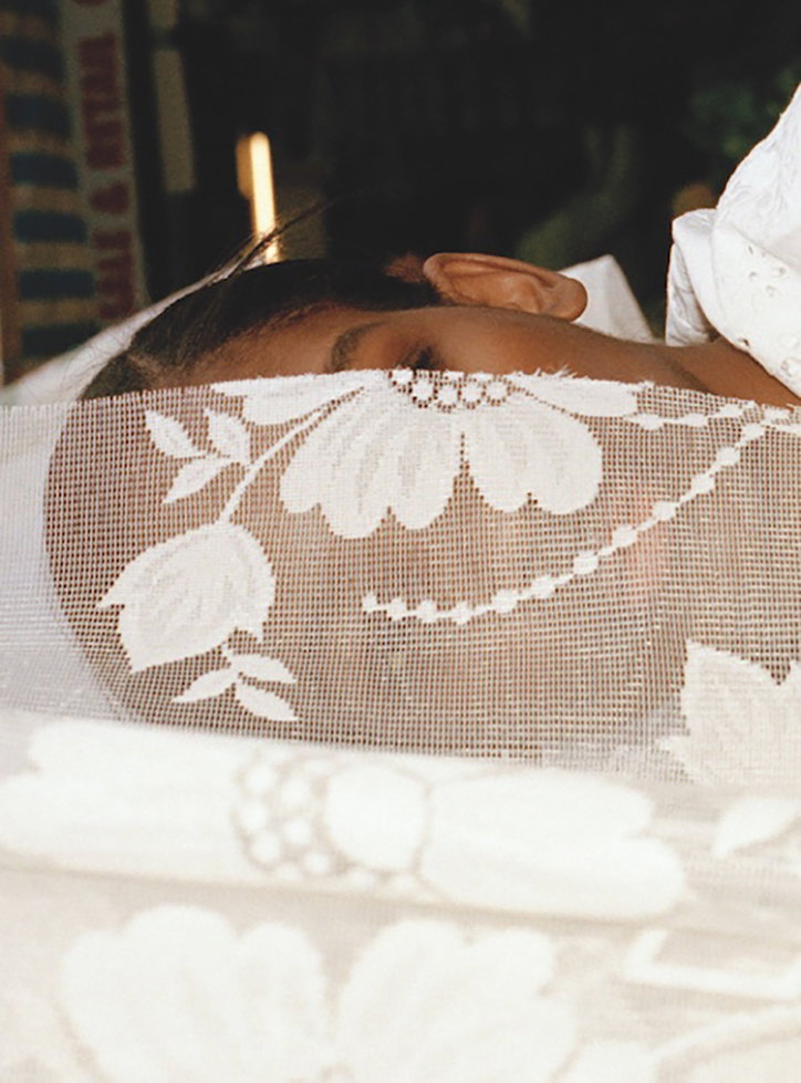 bill-2-julie-peeters-photography-magazine-itsnicethat-09.jpeg