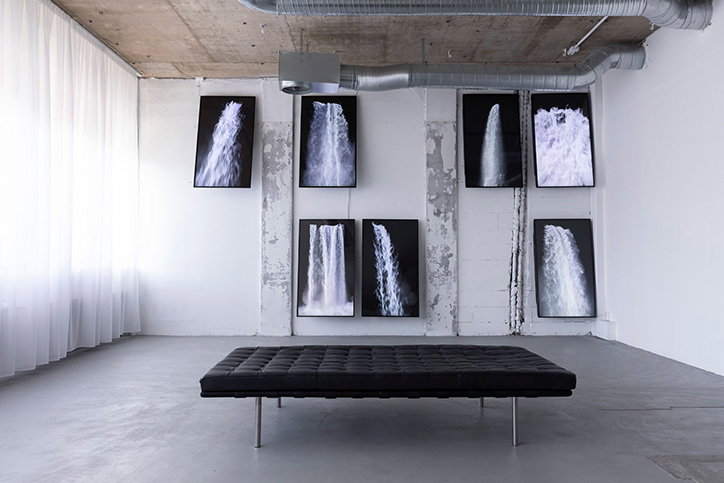 huamns-since-1982-collection-of-motion-work-art-itsnicethat-06.jpg