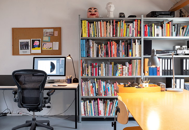 seb-agresti-bookshelf-itsnicethat-19.jpg