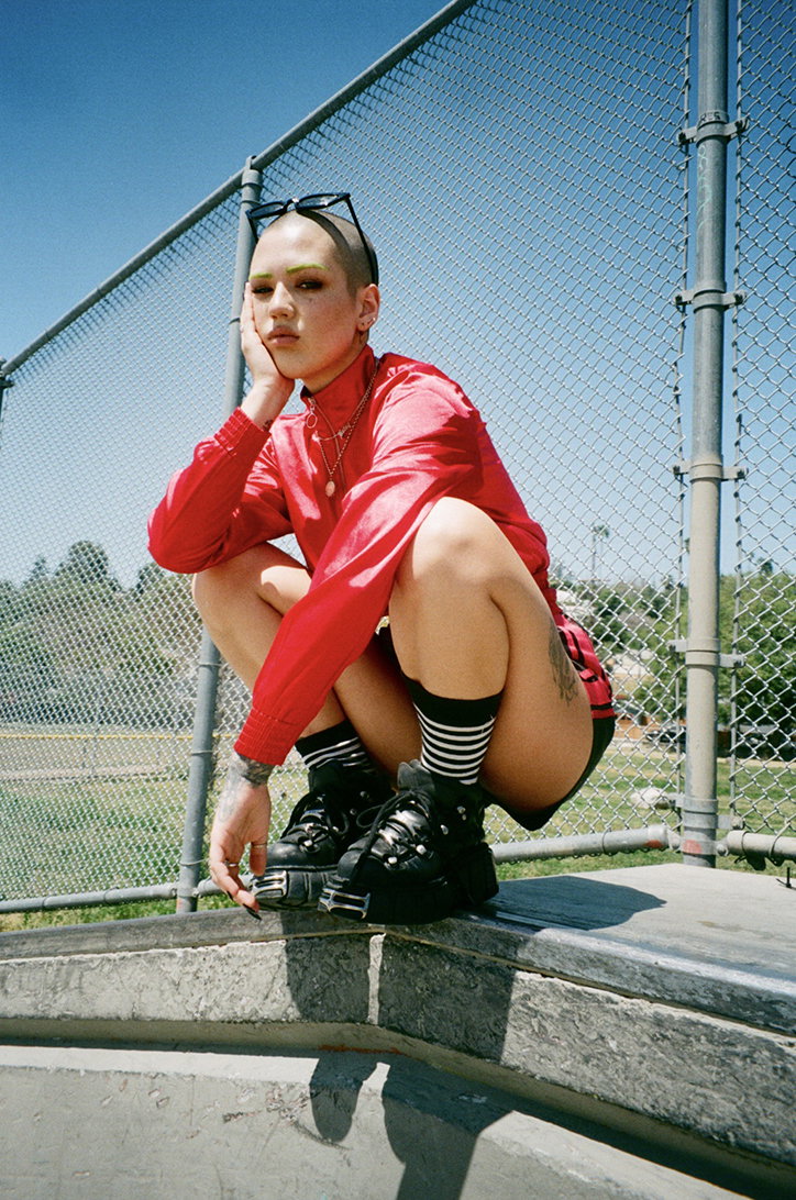 romany-francesca-rare-select-models-photography-itsnicethat-11.jpg