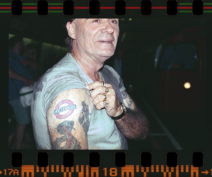 harry-f-conway-bakerloo-photography-publication-itsnicethat-15.jpg