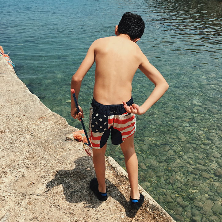 piero-percoco-the-rainbow-is-underestimated-photography-publication-itsnicethat-10.jpg