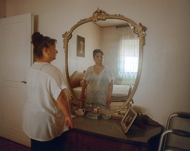 benedetta-ristori-take-care-photography-itsnicethat-06.jpg