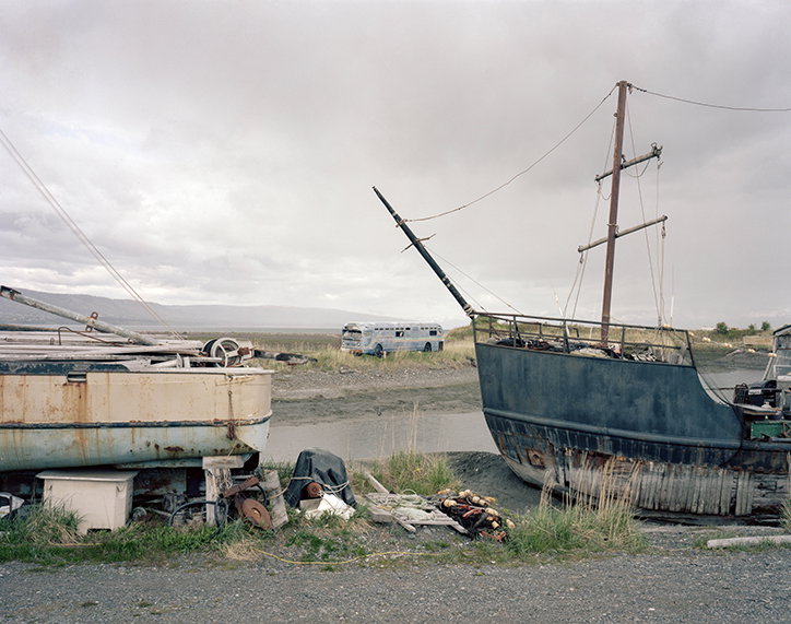 House-Boat-macaulay-lerman-greer-road-photographer-itsnicethat-05.jpg