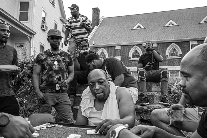 caleb-stein-down-by-the-hudson-photography-itsnicethat-04.jpg